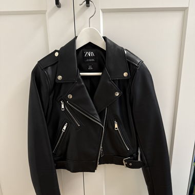 Zara Lederjacke