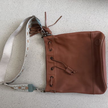 Sac bandoulière en cuir marron