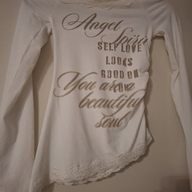 T-shirt à manches longues blanc avec dentelle