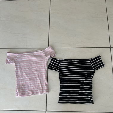 2 Tops xxs