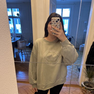 Grünes Sweatshirt XL