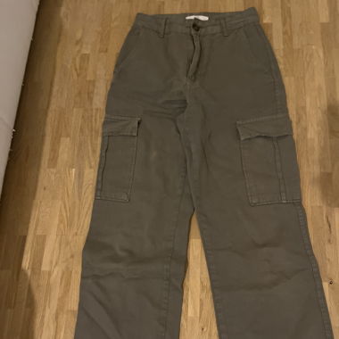 Cargo kaki taille 34