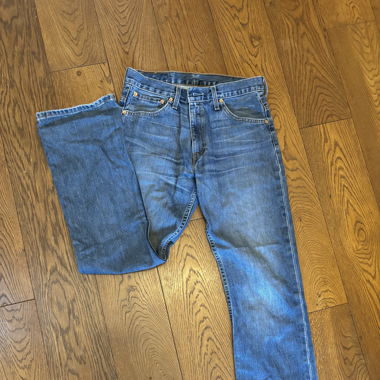Levis Jeans