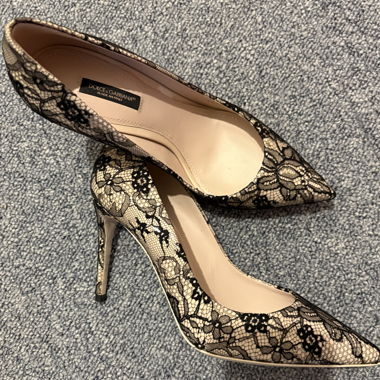 Dolce & Gabbana Spitzen-Highheel-Pumps 38,5