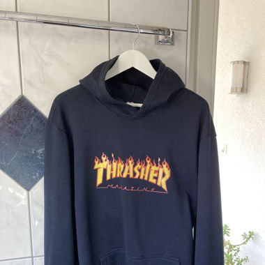 dunkelblauer Thrasher Pullover