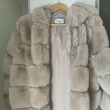 Coats 