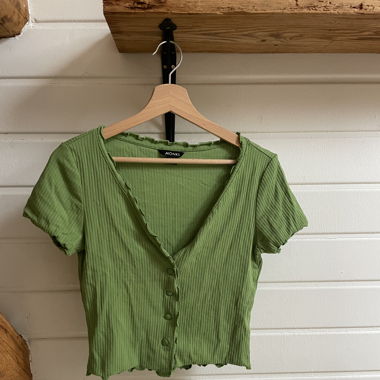grünes Croptop