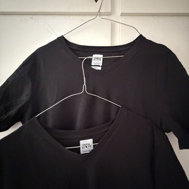 2 ZARA T-Shirts schwarz Slim Fit