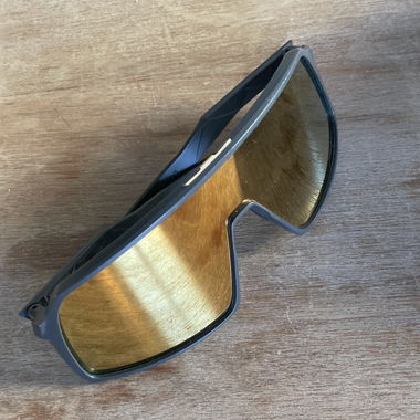Oakley Sutro Velobrille (mit Low-Light-Glas)