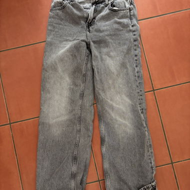 Jeans grigie a gamba larga