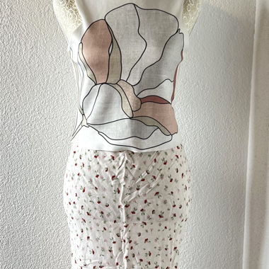 Haut blanc à imprimé