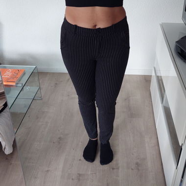 Pantalon noir rayé blanc  // S