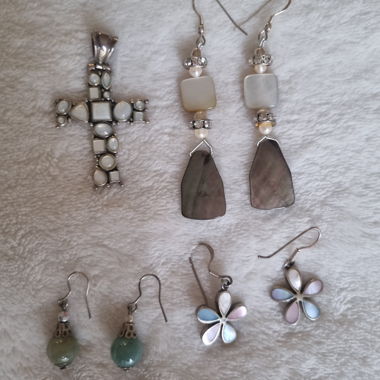 Fashion jewellery