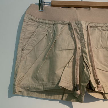 kurze Stoffhose