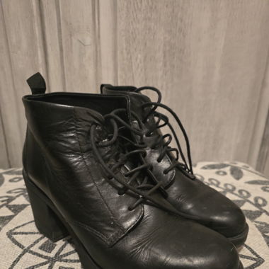 Bottines à talons 