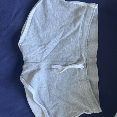 Pantaloncini in felpa grigi
