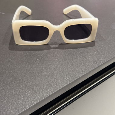 Grau Sonnenbrille 