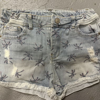 Jeansshorts con stampa floreale