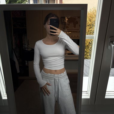 h&m crop top
