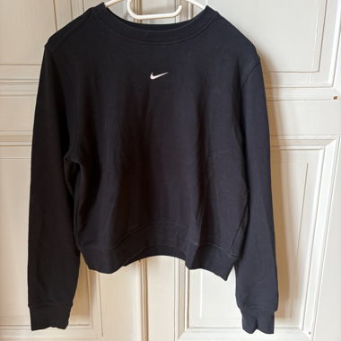 Black Nike Sweatshirt