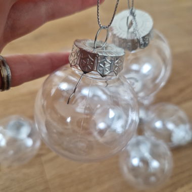 12 Christbaumkugeln zum Basteln
