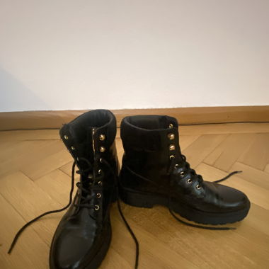 Schnürer Boots