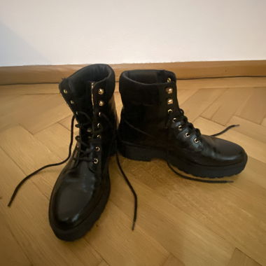 Schnürer Boots