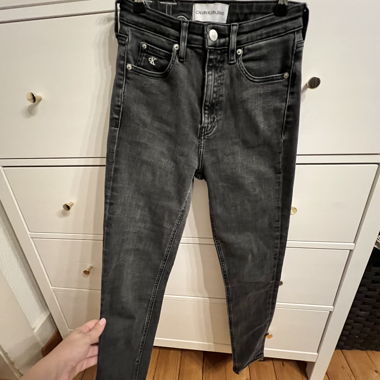 Calvin Klein Jeans Size W26