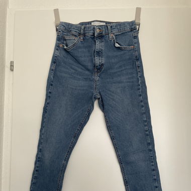 Blaue Skinny Jeans