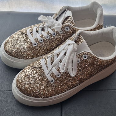 Sneakers size 38