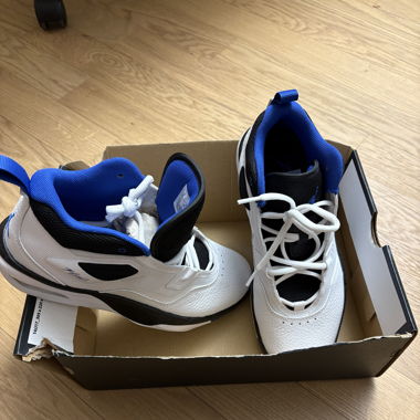 Jordan Stay Loyal 3