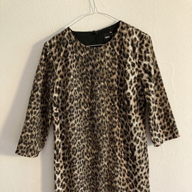 Kleid mit Leopardmuster