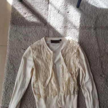 Cardigan rétro en tricot et dentelle