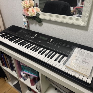 Tastiera Yamaha PSR-EW310 / YPT-370