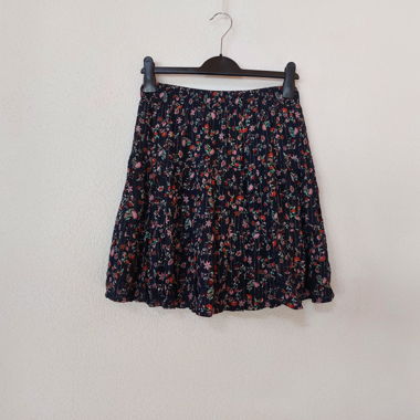 Skirt with floral print