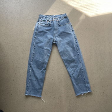 jeans  
