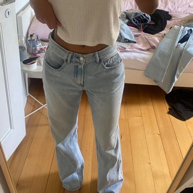 baggy jeans