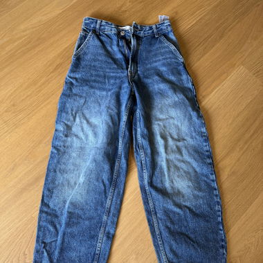 Dunkelblaue Skater Jeans 