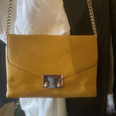 Mustard handbag