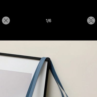 Blaue Tasche mit Schleife