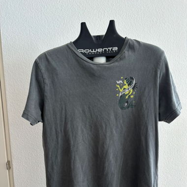 RVCA shirt