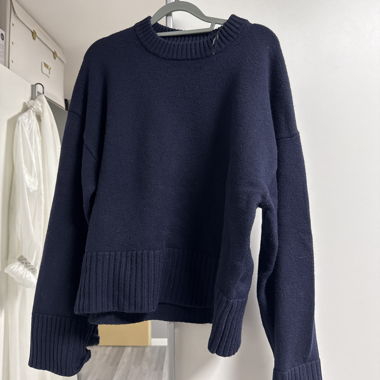 Pull tricot bleu foncé