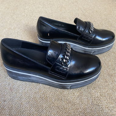 Scarpe vintage nere lucide