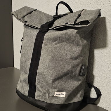 Zaino con scomparto per laptop/USB