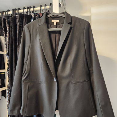 H&M BLACK BLAZER