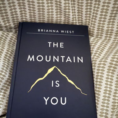 The Mountain is You - Brianna Wiest