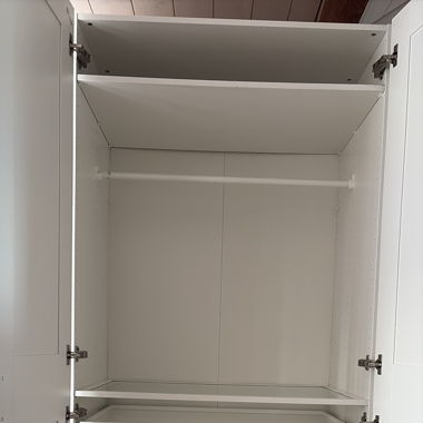 Armoire blanche