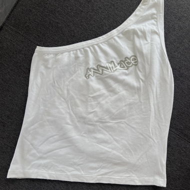 Weisses One-Shoulder Top