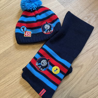 Thomas and Friends beanie and scarf 
