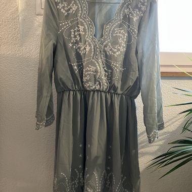 Light blue/mint dress with white embroidery